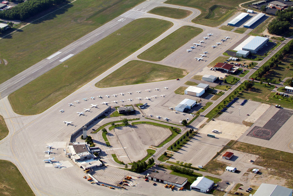 airport traverse city airport traverse city
