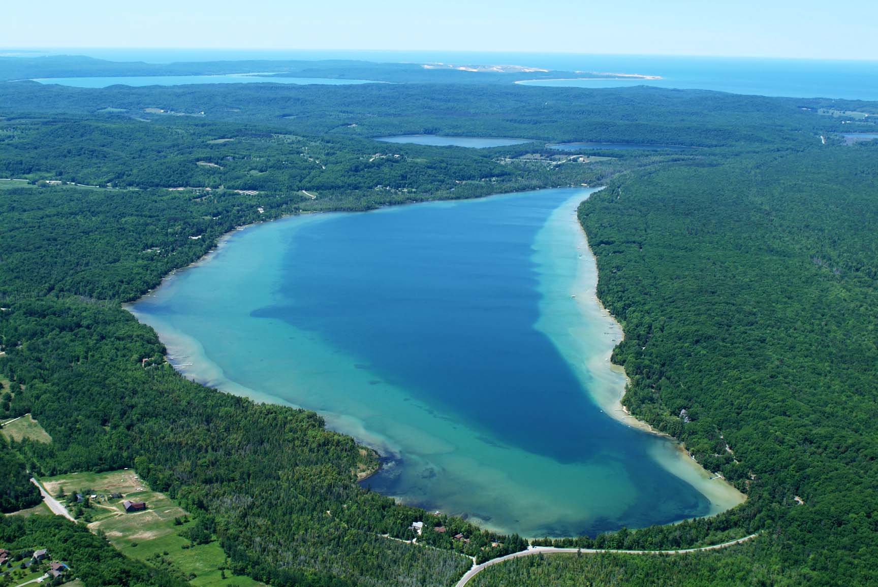 Counties » Leelanau » Little Traverse Lake EW Anderson Aerial