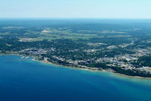 Petoskey Waterfront N-S